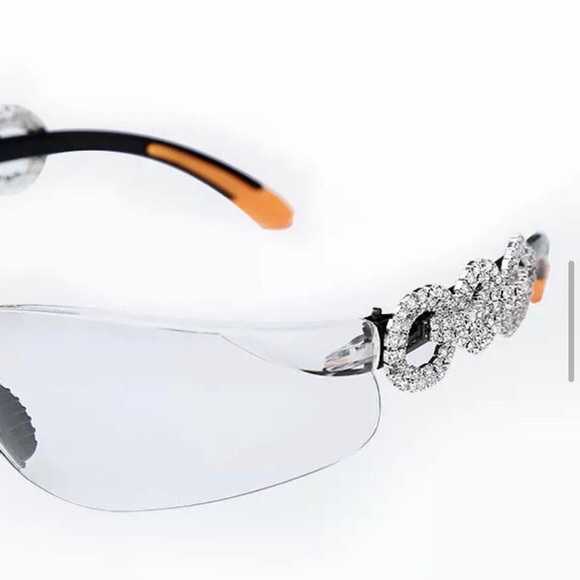 Drip💧 Drip💧 - Picture 2 of 4